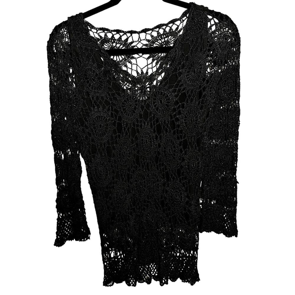 Vintage Black Crochet Quarter Sleeve Blouse w/Black Tank Lining – Size S/M